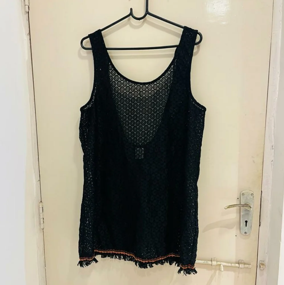 Crochet net dress - Picture 2 of 7